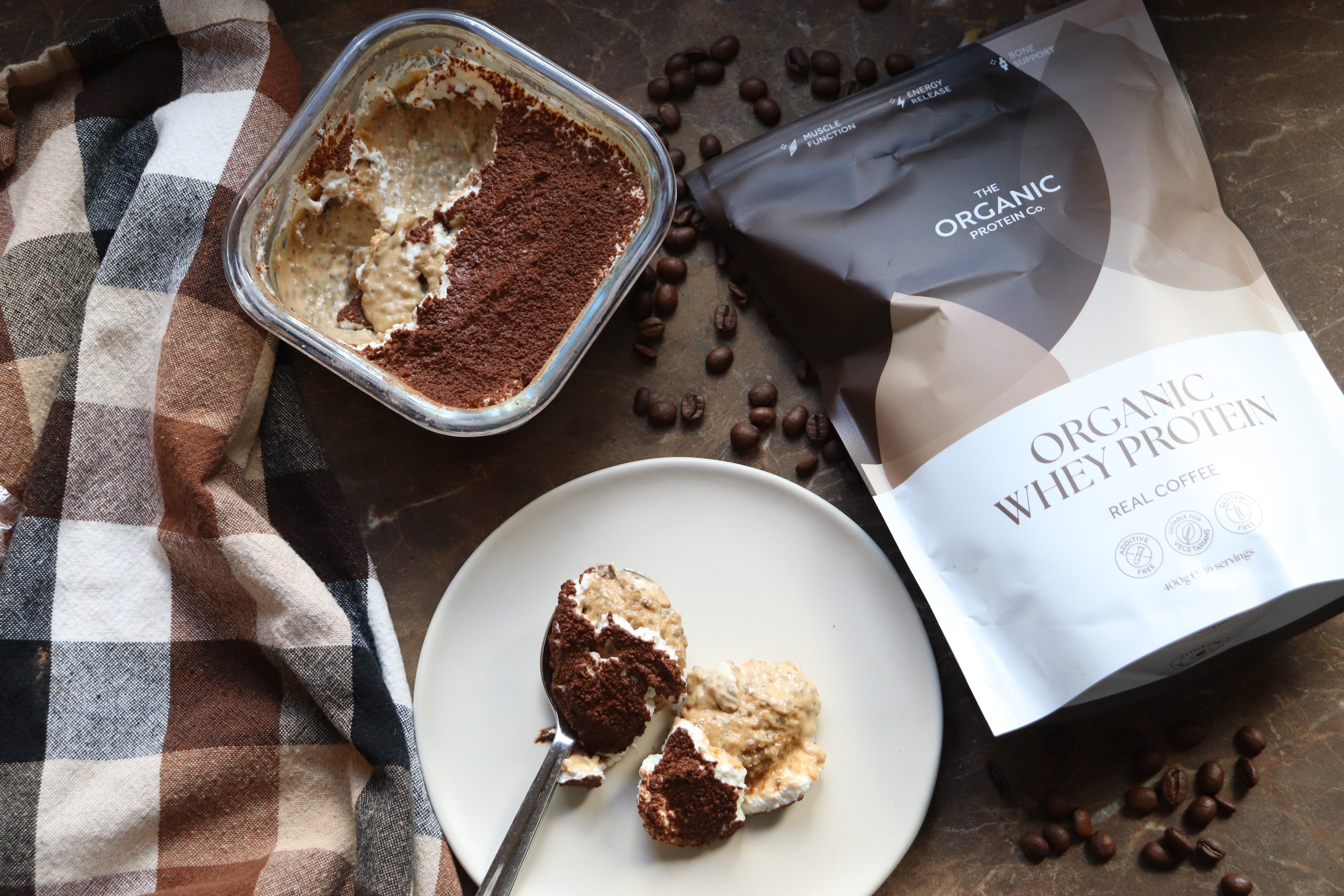 Tiramisu Pudding with Chia Seeds