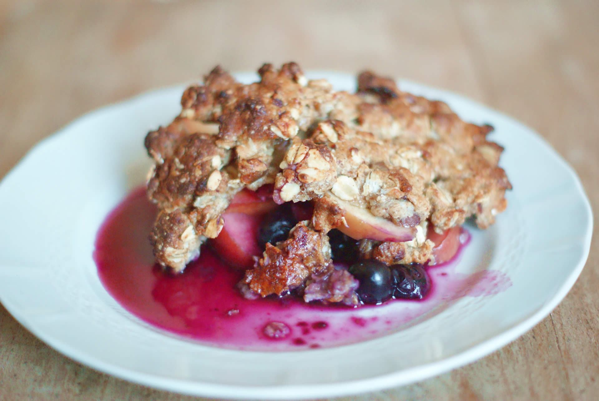 Healthy Protein Fruit Crumble